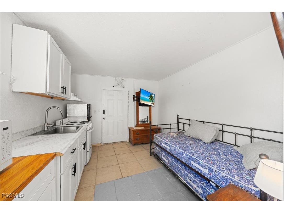 2230 Costello Lane North Fort Myers FL 33917 2026004685 image23