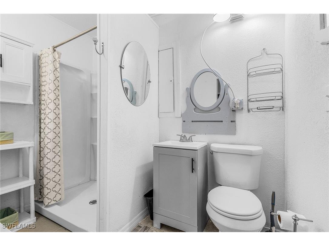 2230 Costello Lane North Fort Myers FL 33917 225062528 image18