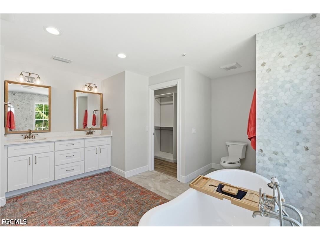 2230 Palm Avenue Saint James City FL 33956 2026014101 image29