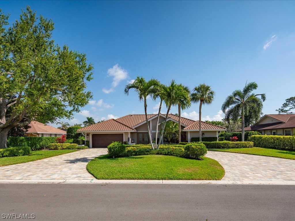 2230 Queens Boulevard Naples FL 34112 223019704 image1