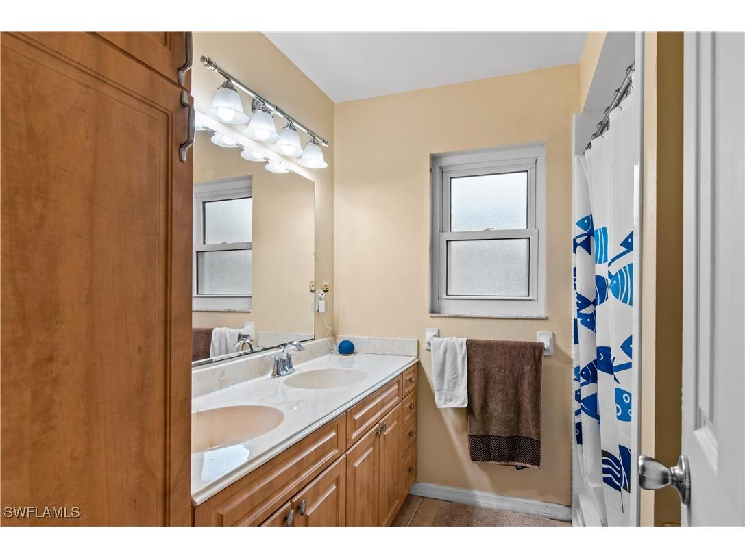 2230 SE 27th Terrace Cape Coral FL 33904 225070410 image14