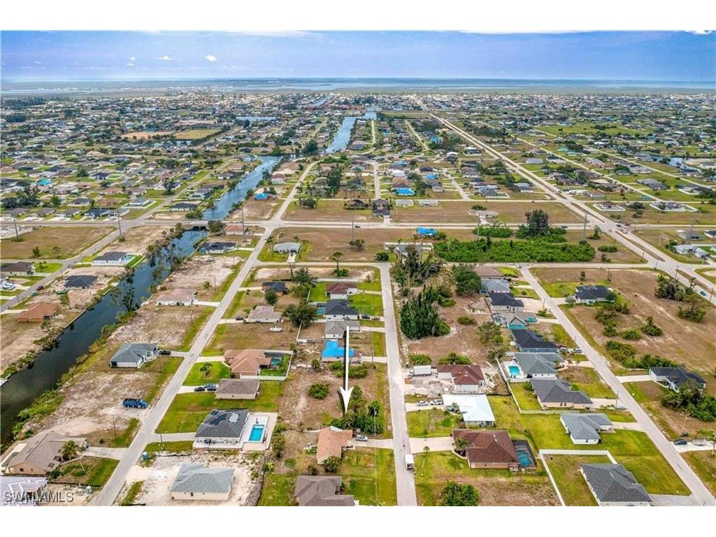 2230 SW 1st Street Cape Coral FL 33991 223060220 image1