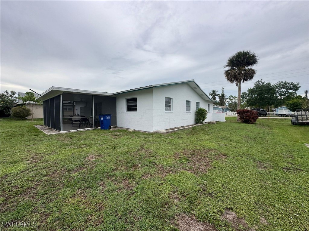 2231 Isle Of Pines Avenue Fort Myers FL 33905 225059982 image5