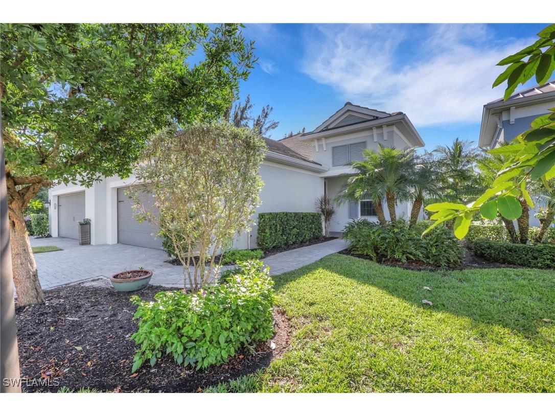 2231 Marquesa Circle Naples FL 34112 225068783 image1