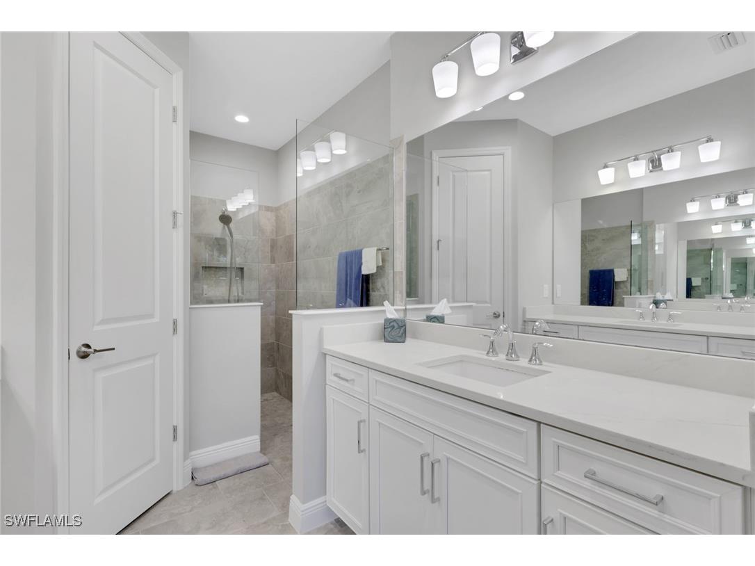 2231 Marquesa Circle Naples FL 34112 225068783 image17