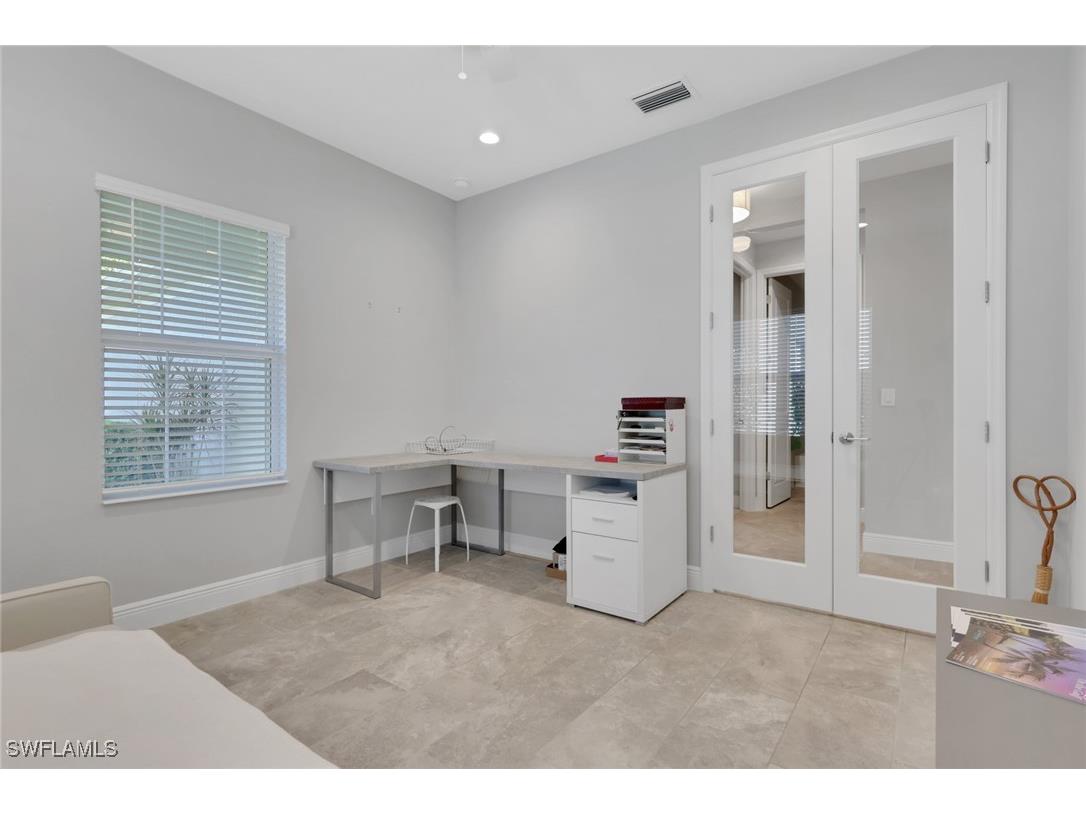 2231 Marquesa Circle Naples FL 34112 225068783 image23