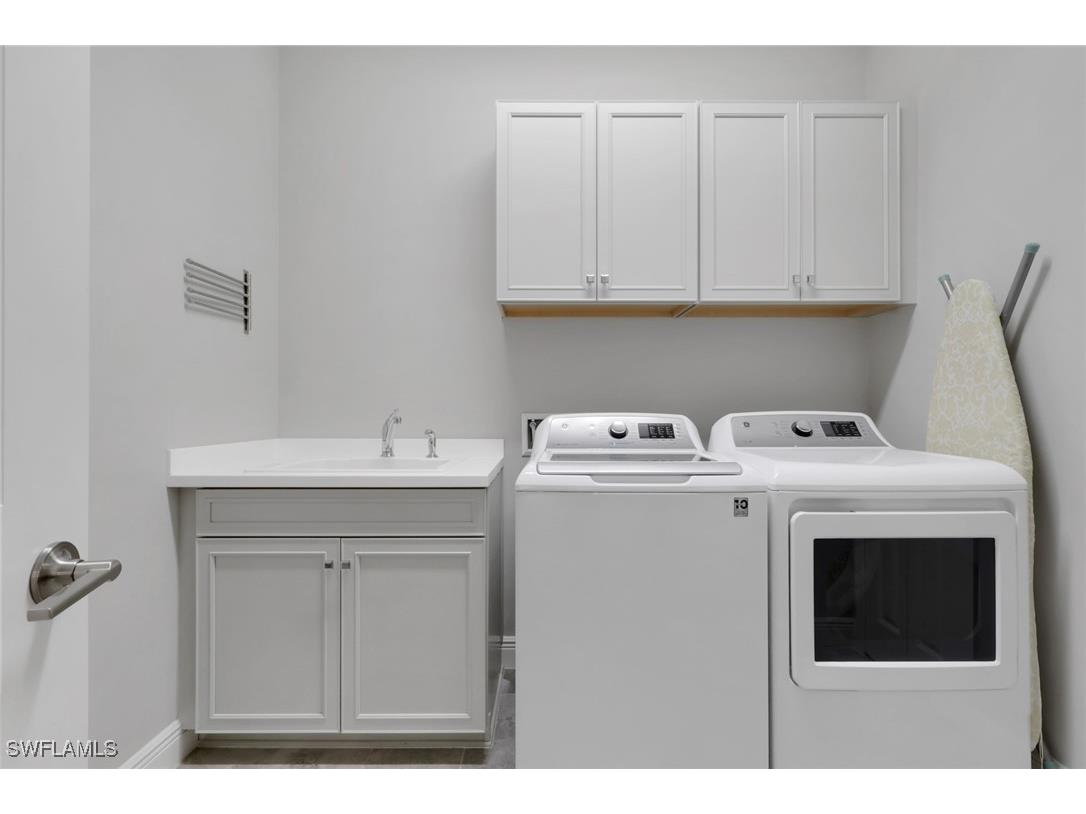 2231 Marquesa Circle Naples FL 34112 225068783 image27