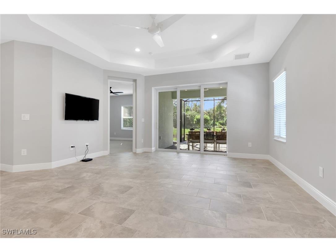 2231 Marquesa Circle Naples FL 34112 225068783 image9