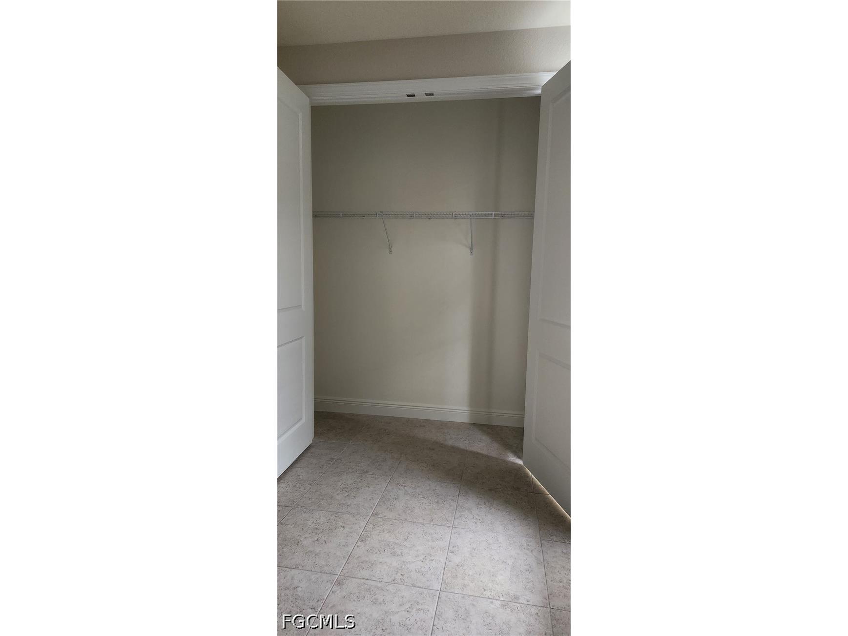 2231 NE 1st Terrace Cape Coral FL 33909 2026023561 image18