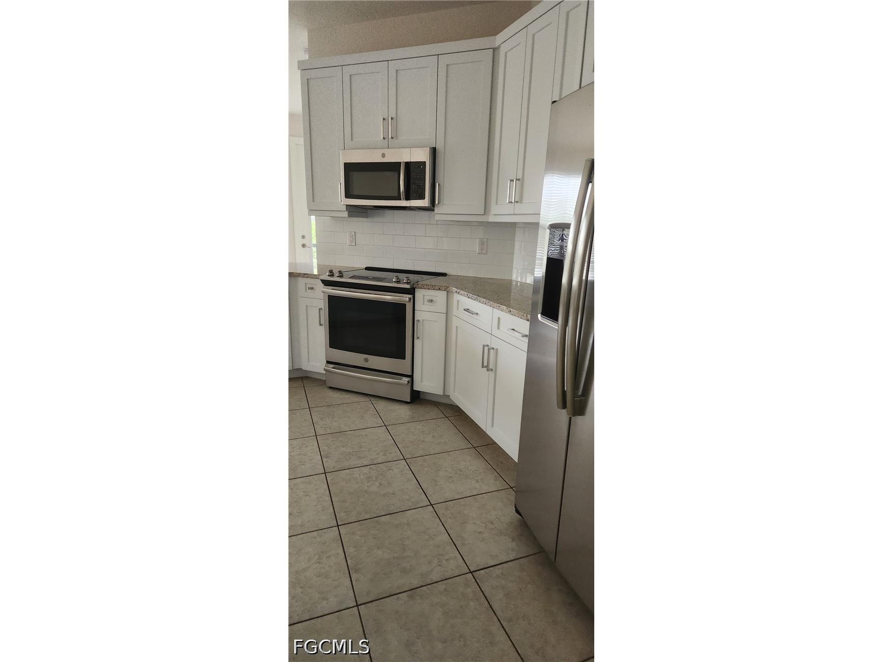 2231 NE 1st Terrace Cape Coral FL 33909 2026023561 image4