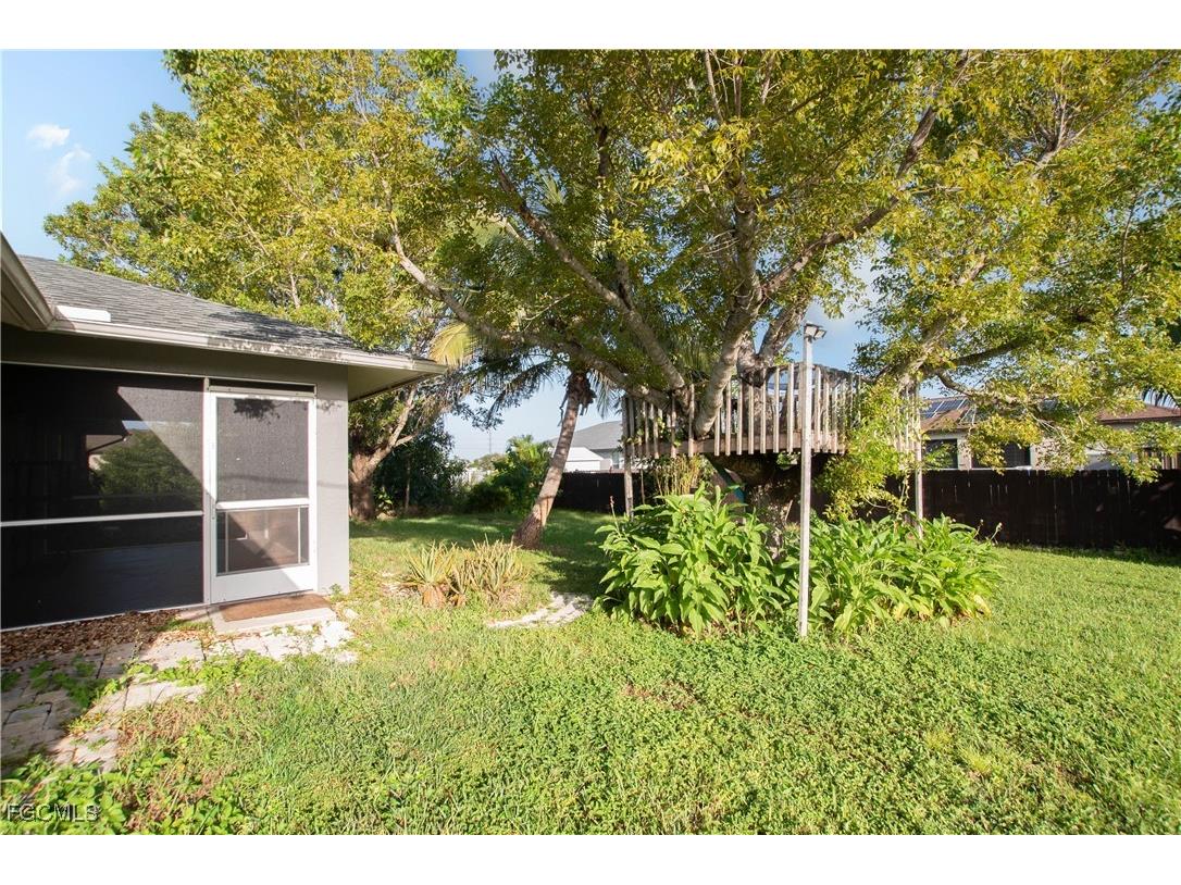 2231 NW Embers Terrace Cape Coral FL 33993 2025013668 image32