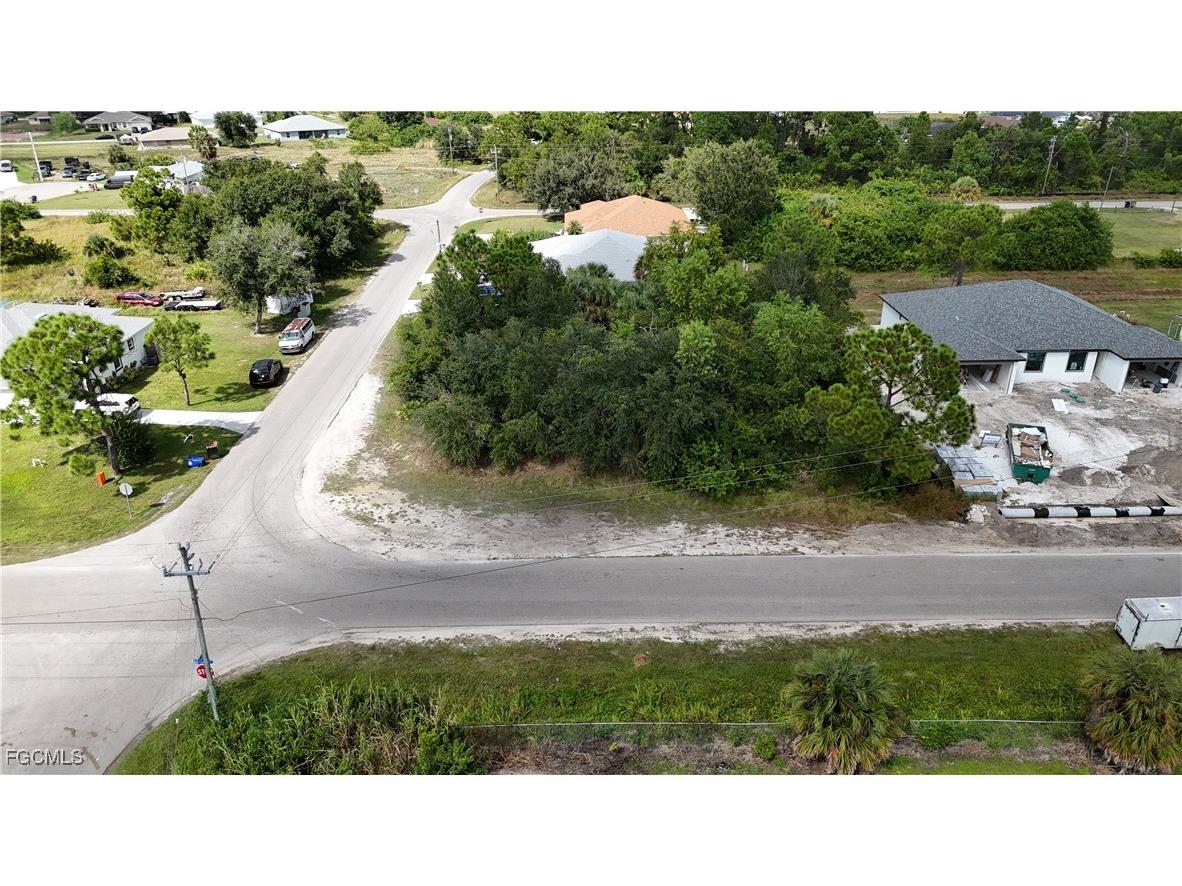 2231 Snead Drive Lehigh Acres FL 33973 2025017053 image1