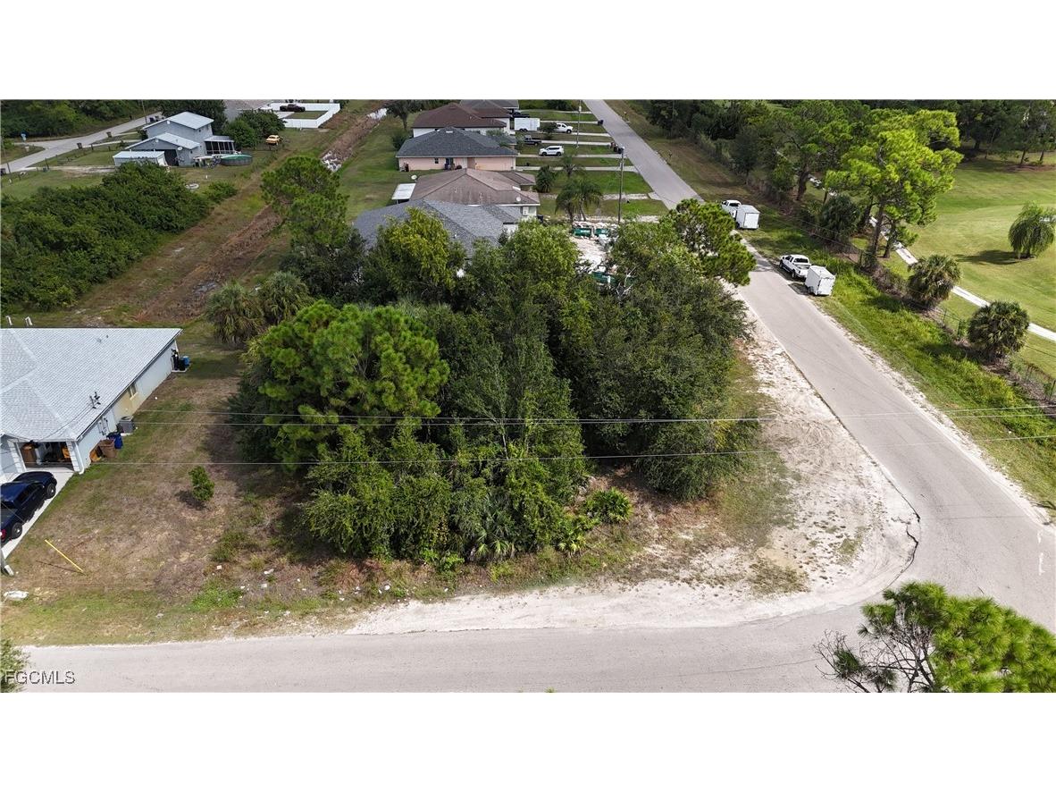 2231 Snead Drive Lehigh Acres FL 33973 2025017053 image4