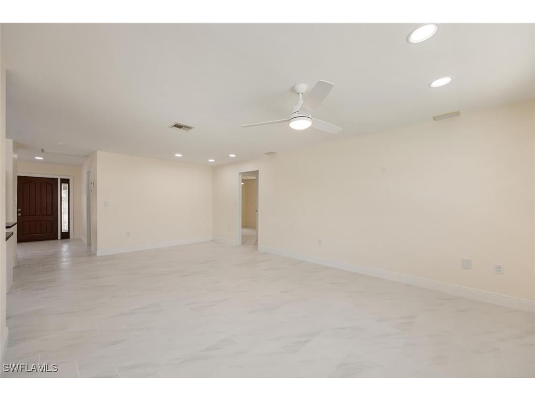 2232 Longboat Drive Naples FL 34104 225044584 image19