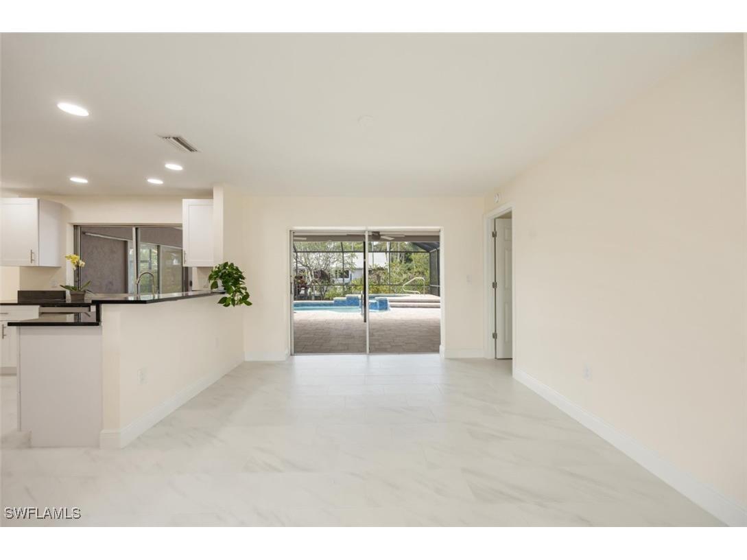 2232 Longboat Drive Naples FL 34104 225044584 image27