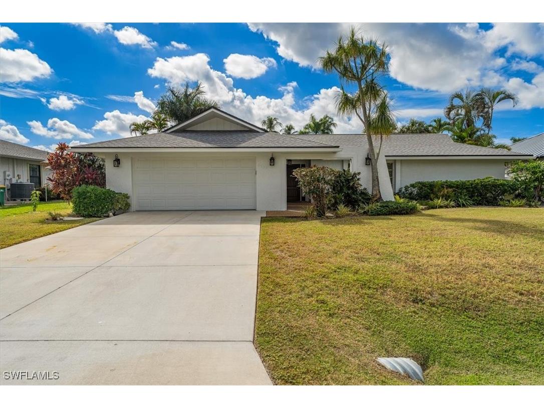 2232 Longboat Drive Naples FL 34104 225044584 image32