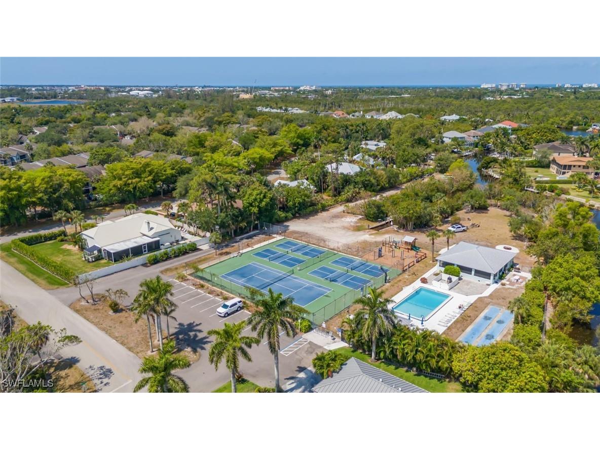 2232 Longboat Drive Naples FL 34104 225044584 image36