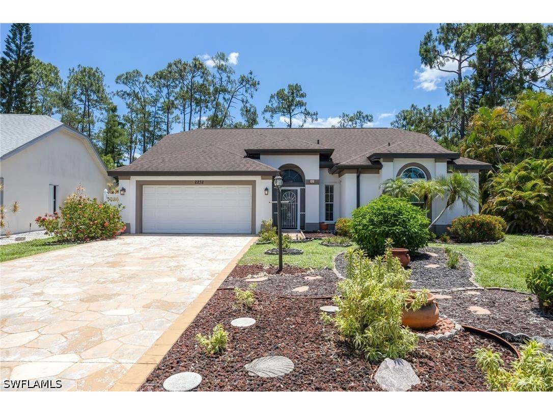 2232 Piccadilly Court Naples FL 34112 226022328 image1