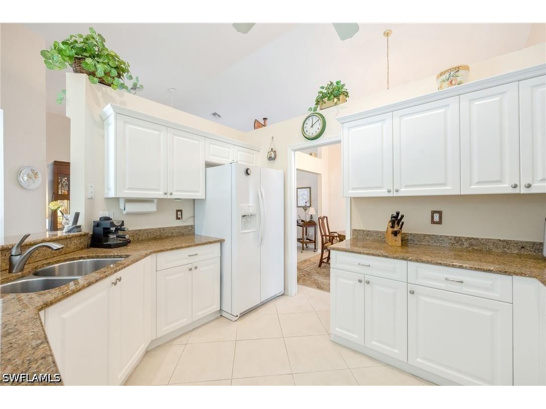 2232 Piccadilly Court Naples FL 34112 226022328 image11