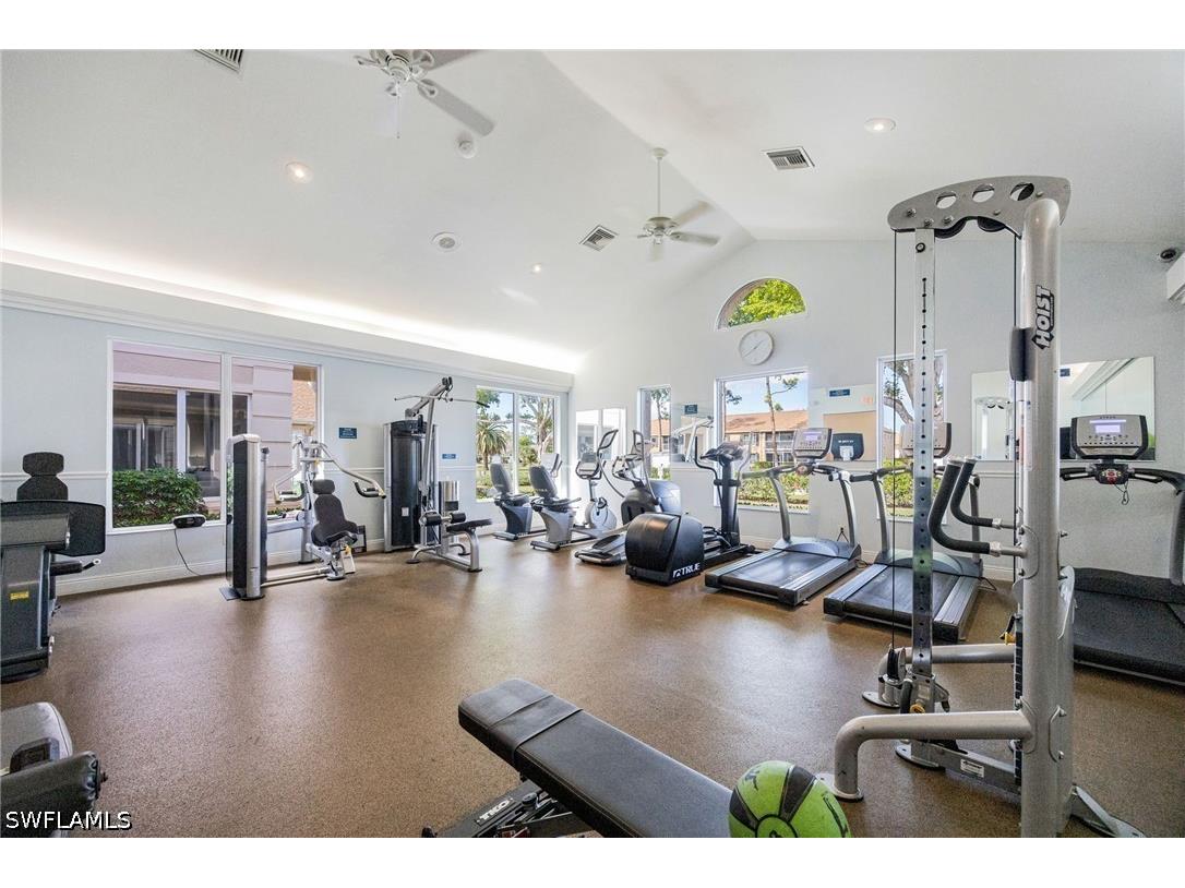 2232 Piccadilly Court Naples FL 34112 226022328 image32