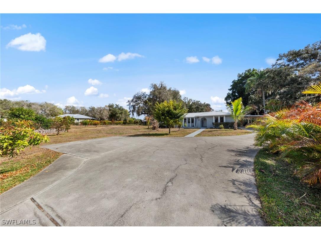 2232 Randolph Drive Fort Myers FL 33905 226007996 image43