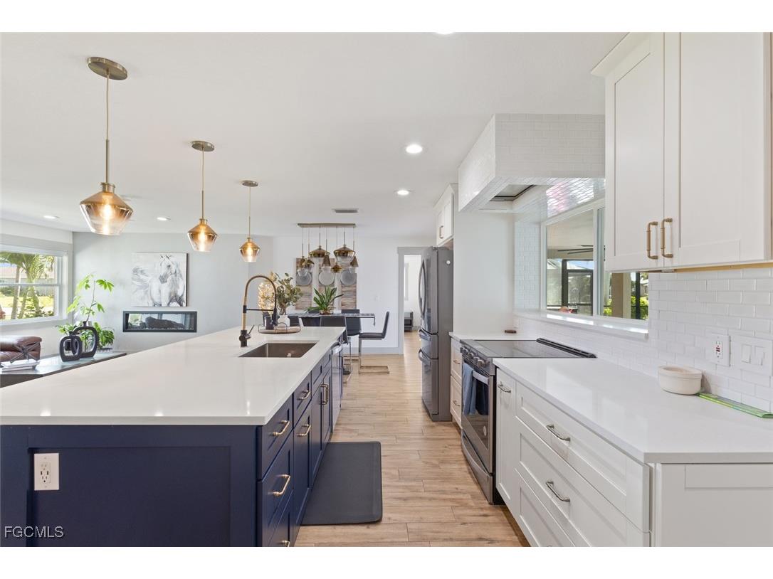 2232 SE 27th Street Cape Coral FL 33904 2025004599 image11