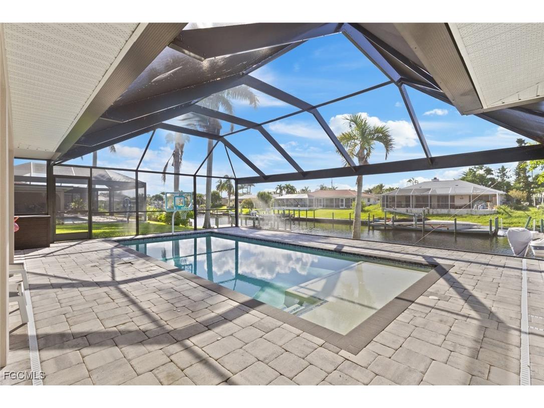 2232 SE 27th Street Cape Coral FL 33904 2025004599 image19
