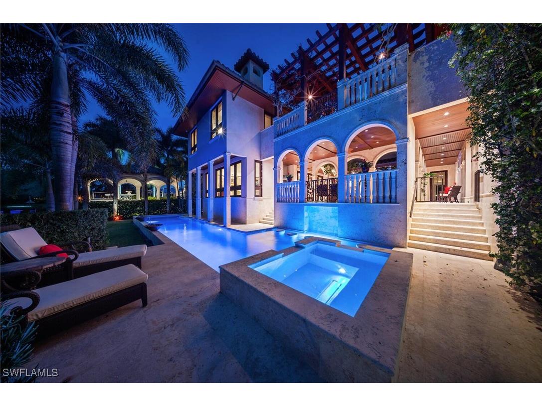 2233 Forrest Lane Naples FL 34102 225071270 image1