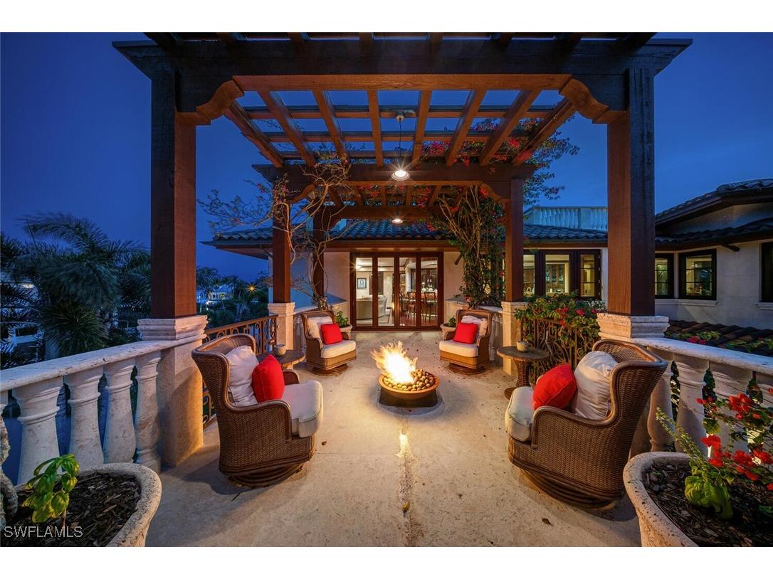 2233 Forrest Lane Naples FL 34102 225071270 image10