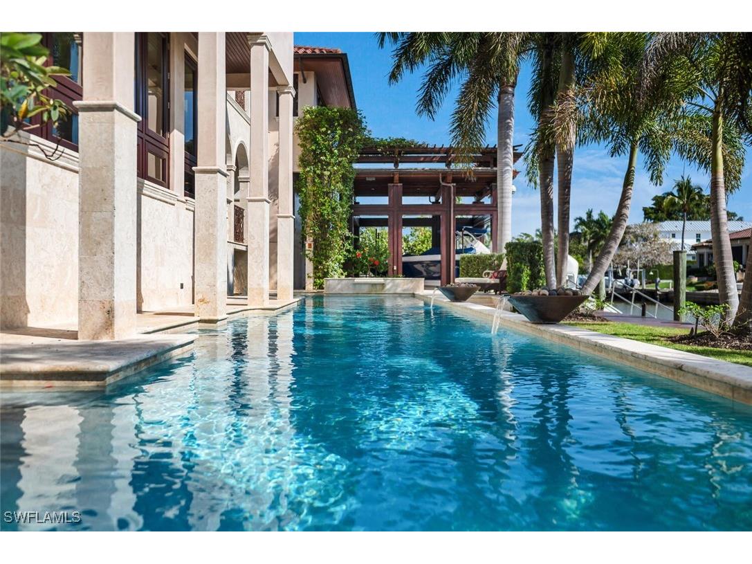 2233 Forrest Lane Naples FL 34102 225071270 image12