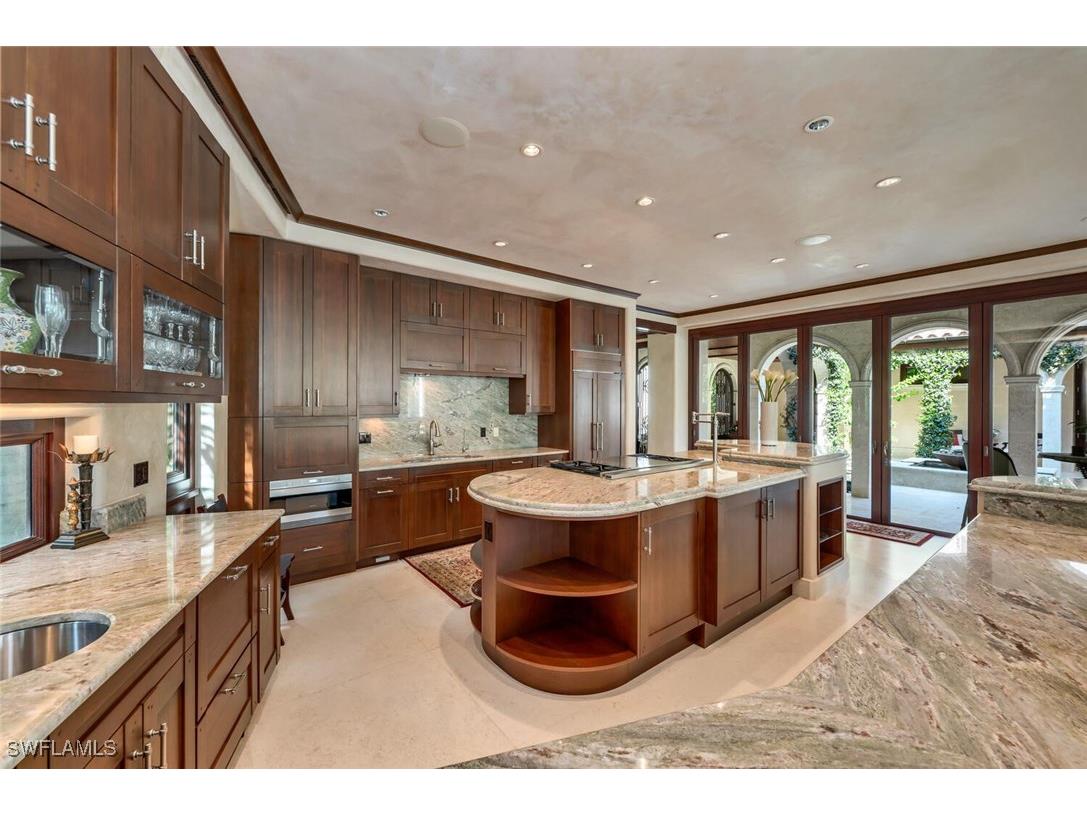 2233 Forrest Lane Naples FL 34102 225071270 image21