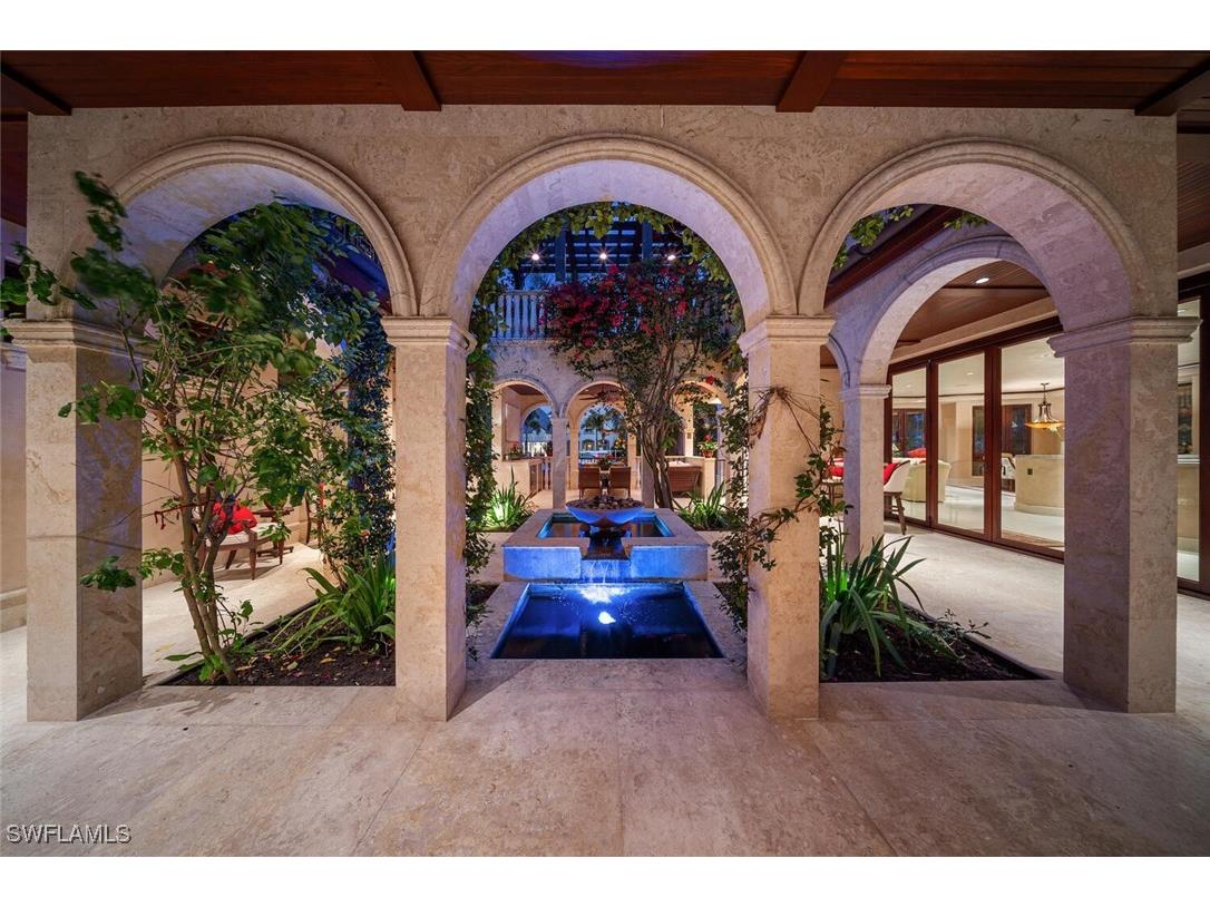 2233 Forrest Lane Naples FL 34102 225071270 image3