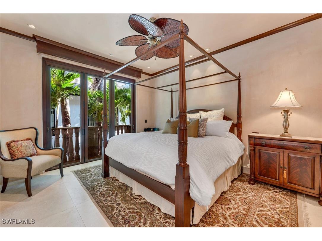 2233 Forrest Lane Naples FL 34102 225071270 image40