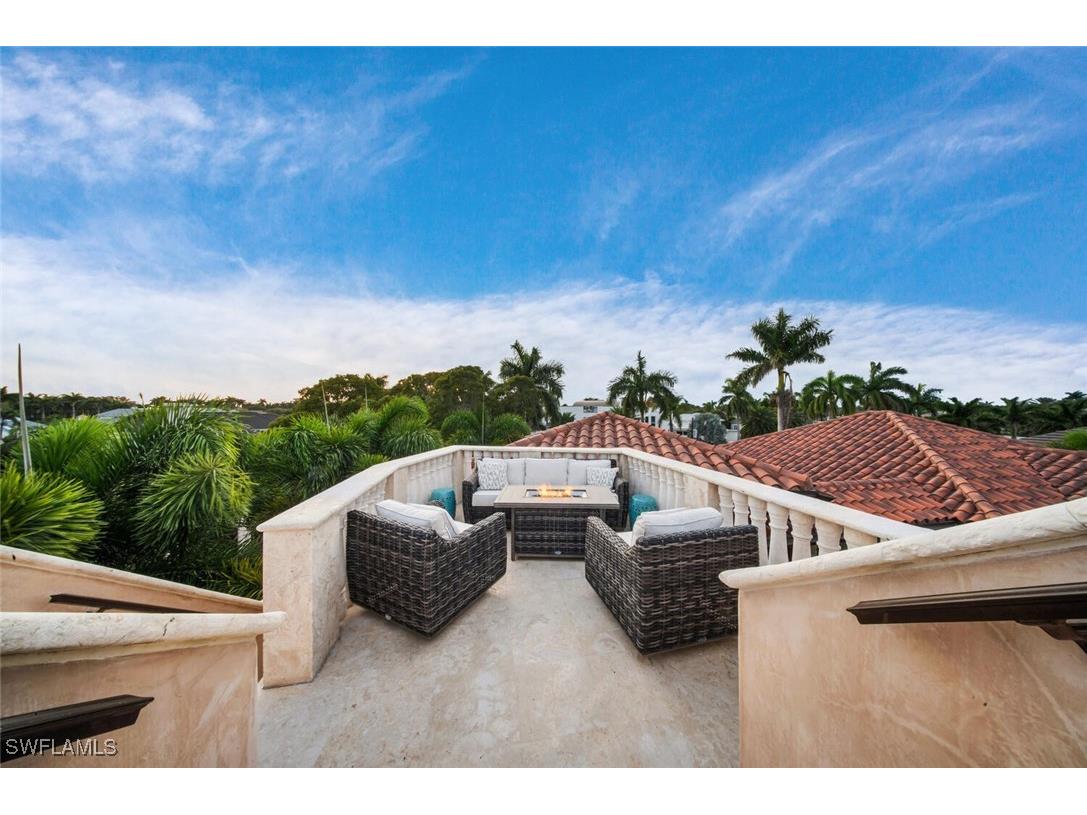 2233 Forrest Lane Naples FL 34102 225071270 image43