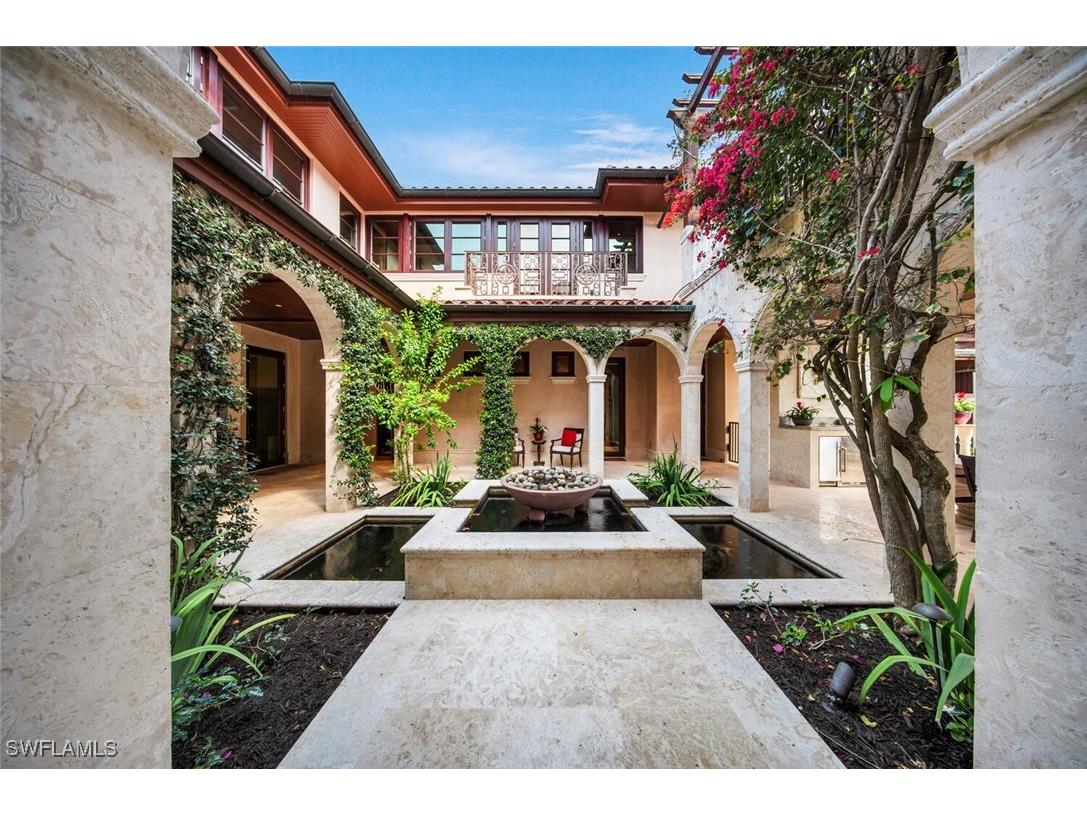 2233 Forrest Lane Naples FL 34102 225071270 image5