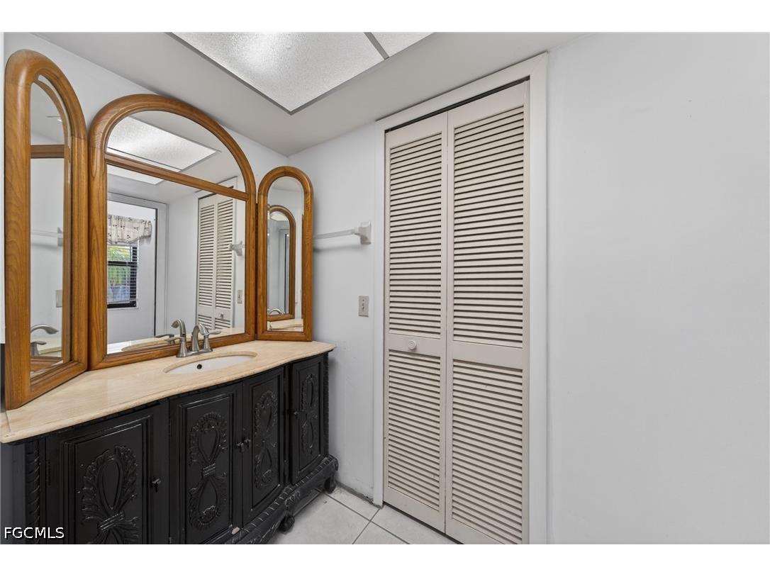 2233 SW 4th Street Cape Coral FL 33991 2026019490 image20