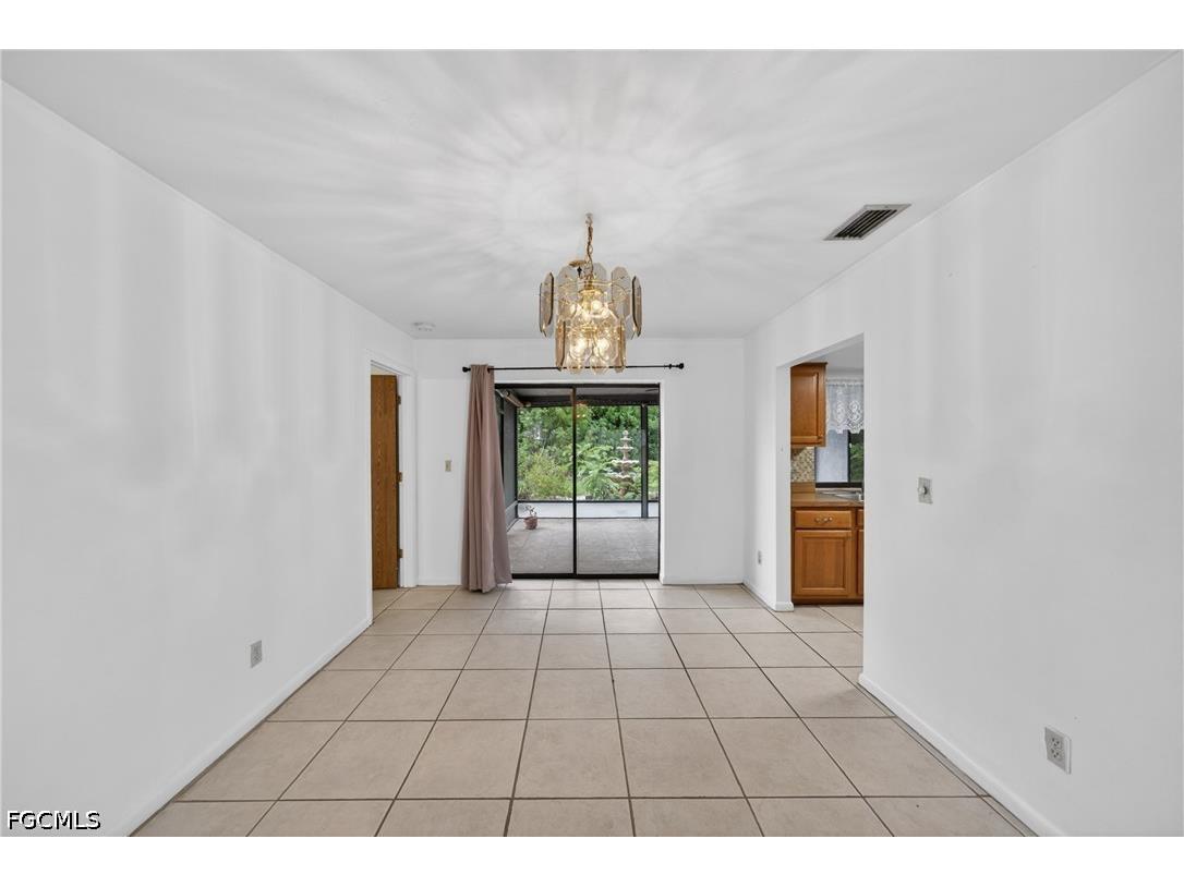 2233 SW 4th Street Cape Coral FL 33991 2026019490 image6