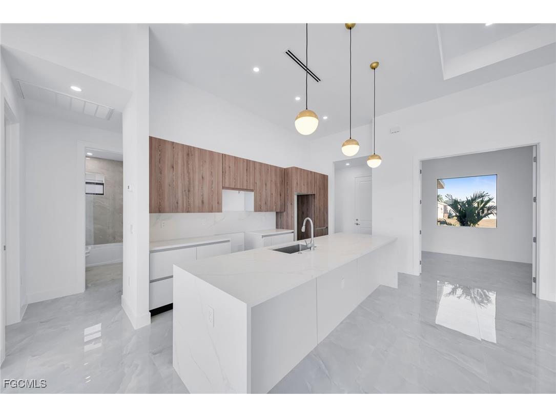 2234 NW 6th Terrace Cape Coral FL 33993 2025023309 image10