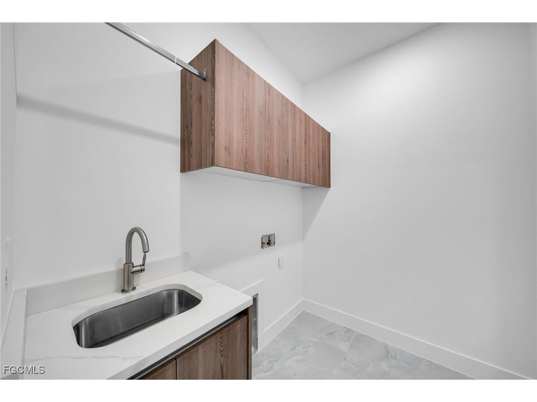 2234 NW 6th Terrace Cape Coral FL 33993 2025023309 image17