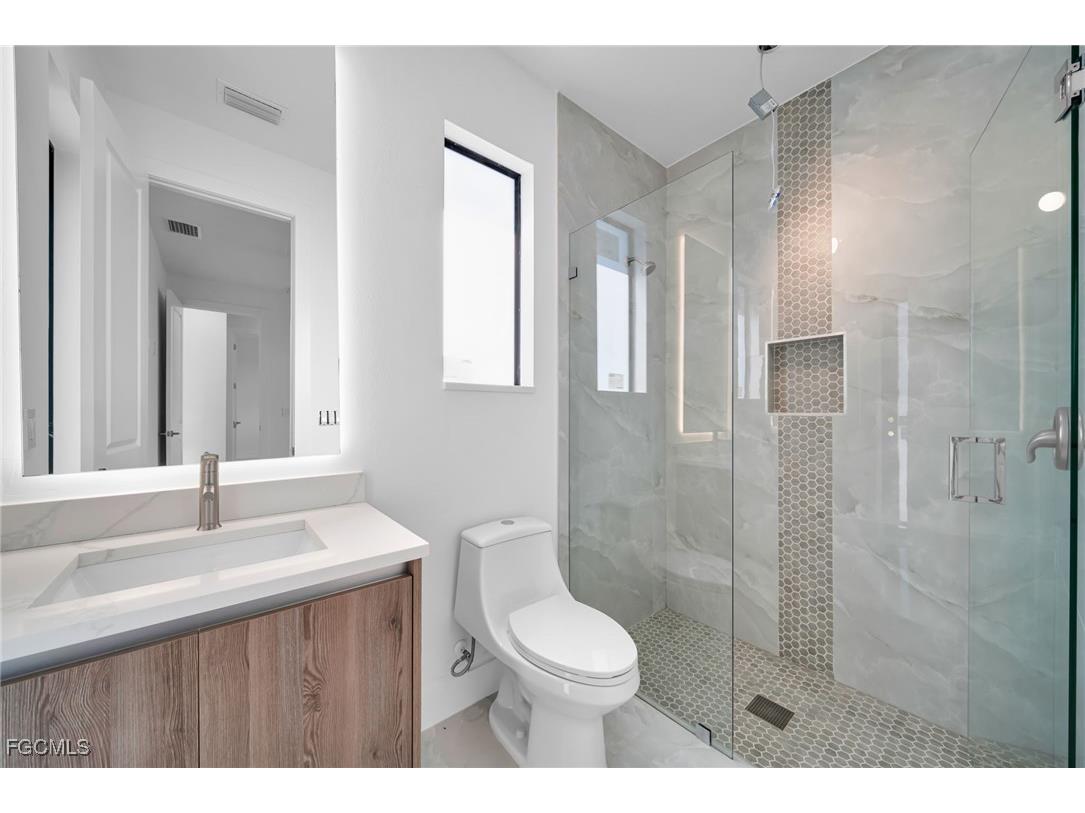 2234 NW 6th Terrace Cape Coral FL 33993 2025023309 image31