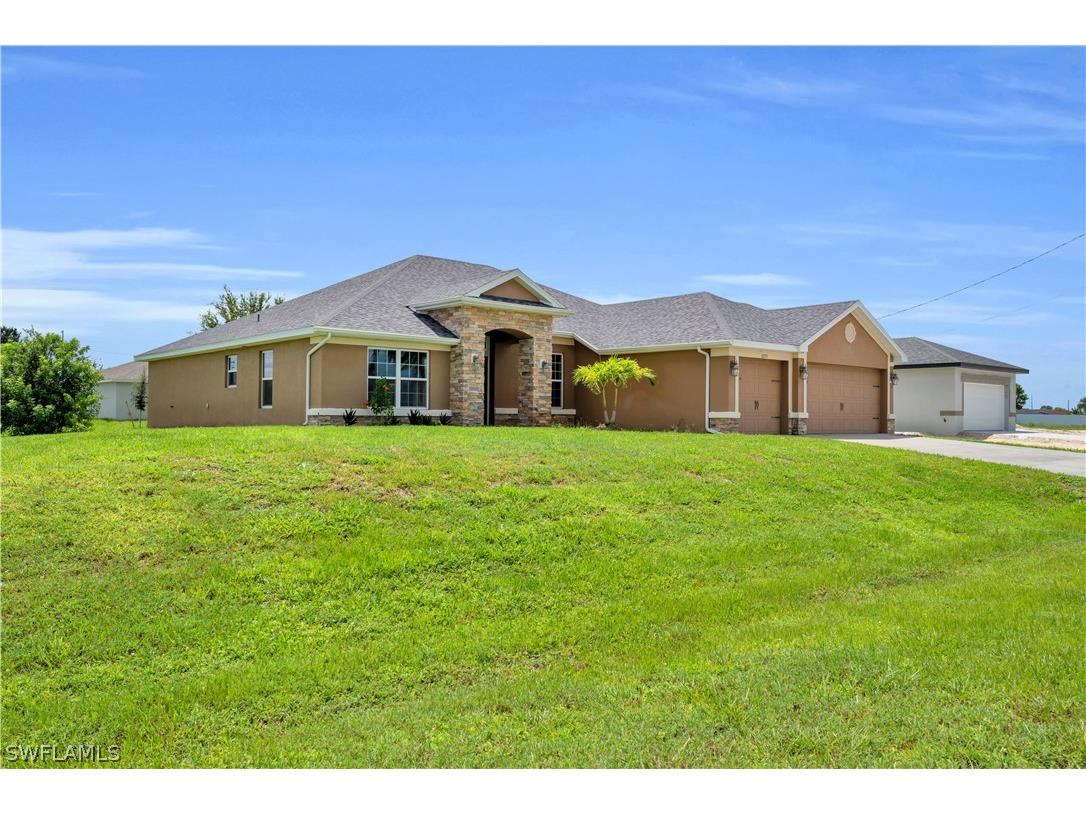 2235 NW 1st Place Cape Coral FL 33993 224062603 image1
