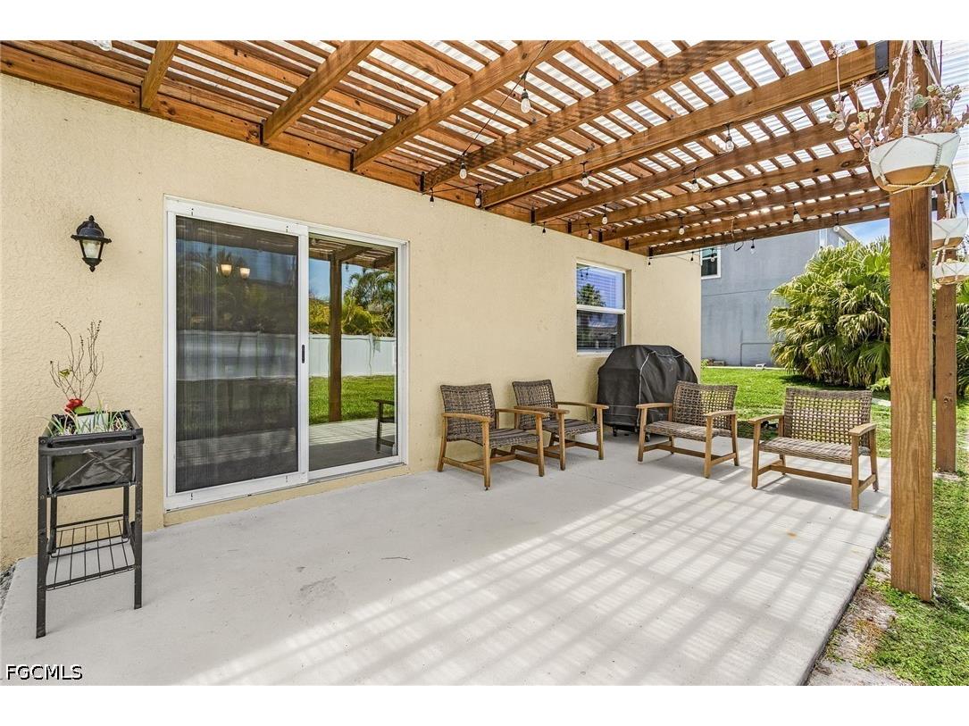 2235 SW 2nd Lane Cape Coral FL 33991 2026003592 image32