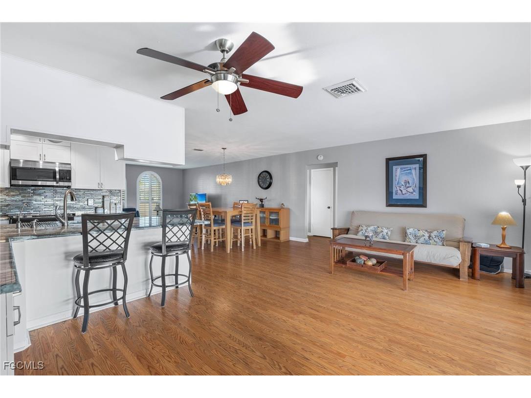 2236 SE 27th Street Cape Coral FL 33904 2025003975 image11