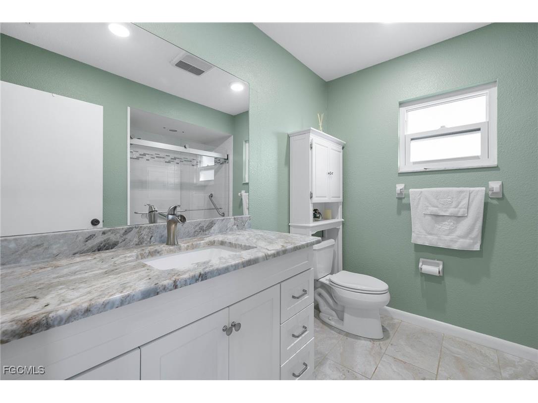 2236 SE 27th Street Cape Coral FL 33904 2025003975 image13