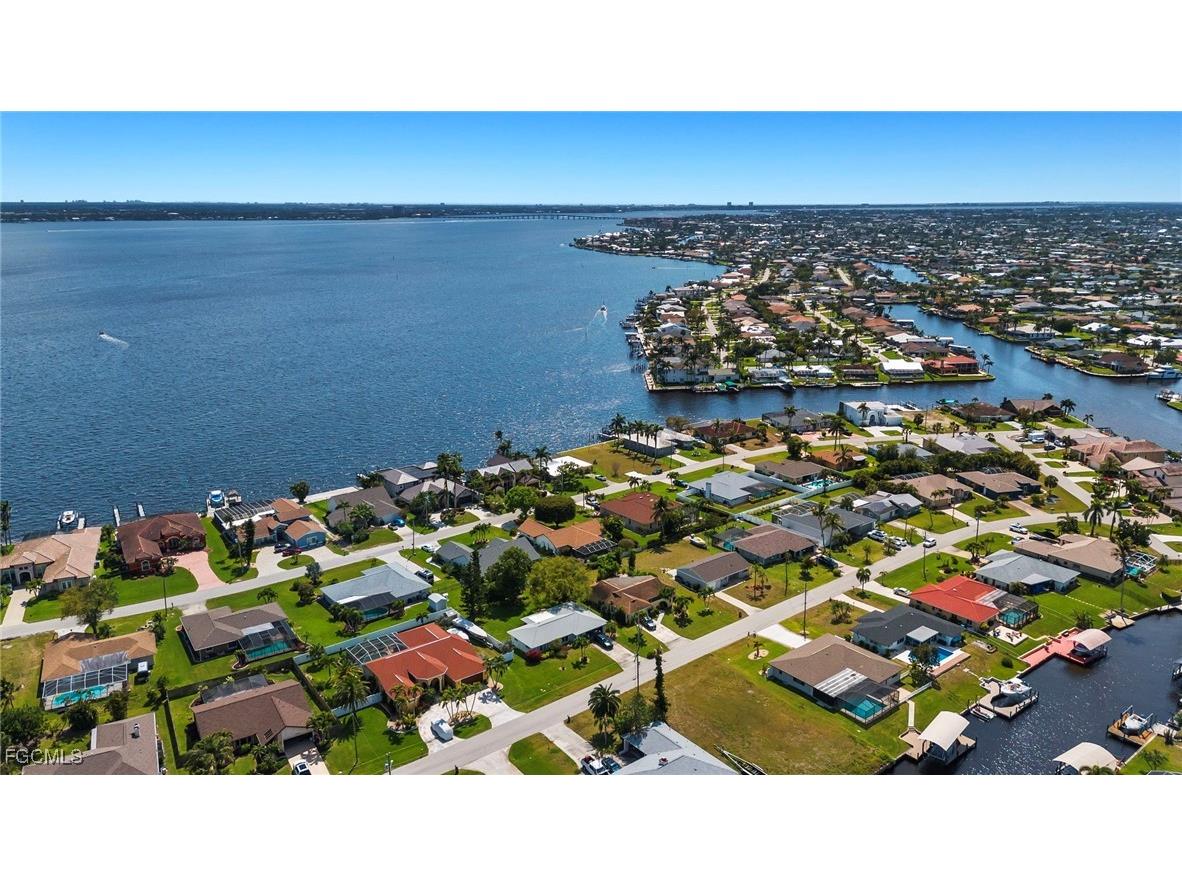 2236 SE 27th Street Cape Coral FL 33904 2025003975 image28