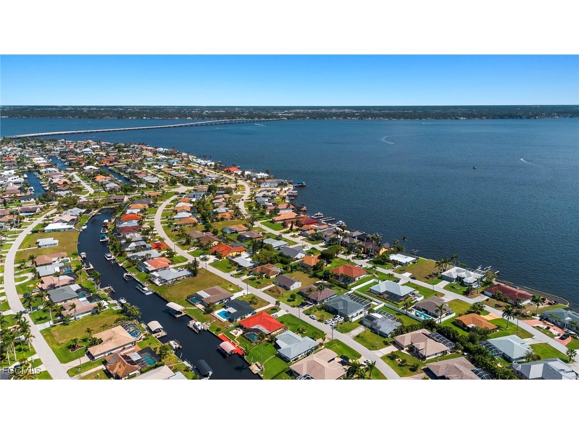 2236 SE 27th Street Cape Coral FL 33904 2025003975 image29