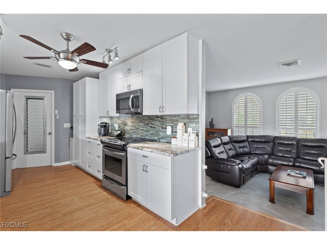 2236 SE 27th Street Cape Coral FL 33904 2025003975 image9