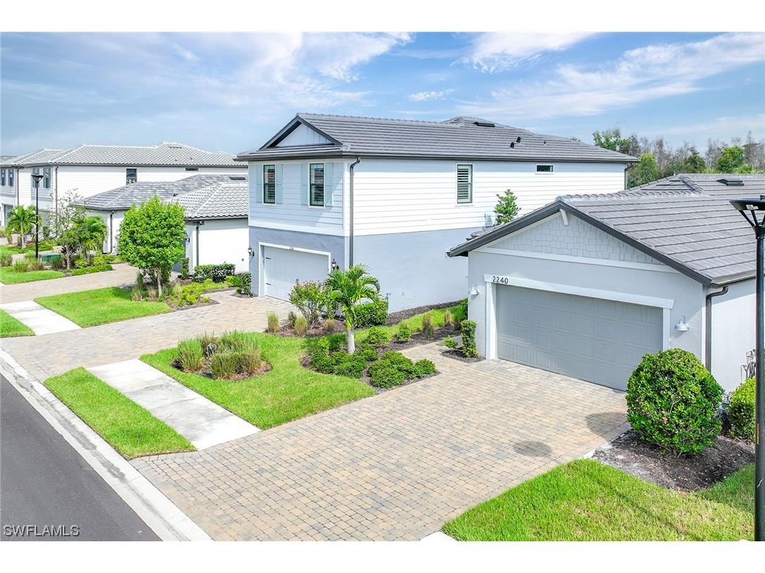 2236 Yellowfin Circle Naples FL 34114 223074789 image1