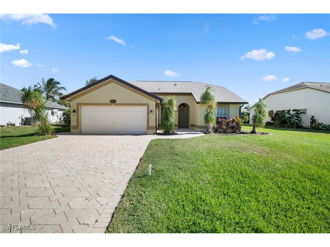 22360 Fountain Lakes Boulevard Estero FL 33928 224097273 image1
