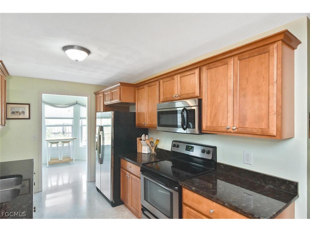 2237 Flora Avenue Fort Myers FL 33907 2026011254 image11